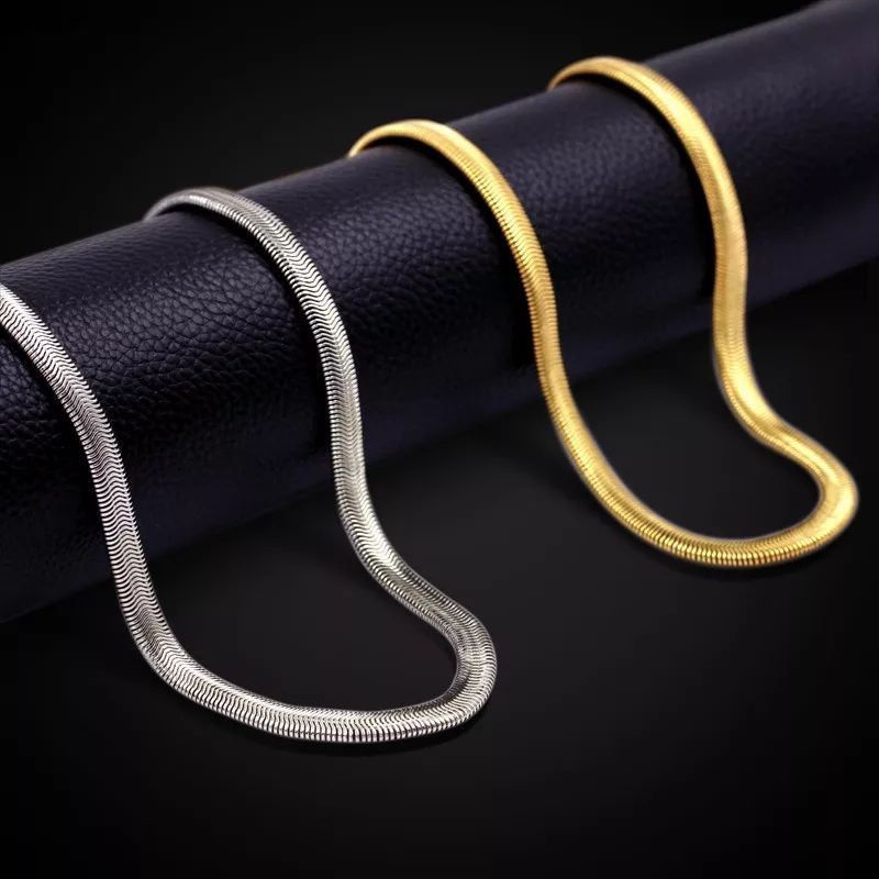 Kalung Ular Minyak Hitam Titanium Pria dan Wanita