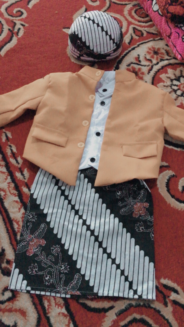 Beskap Hewes Ovj Anak / Beskap Sikepan Anak / Beskap+rok Batik Putih+blangkon / Beskap Bayi Balita
