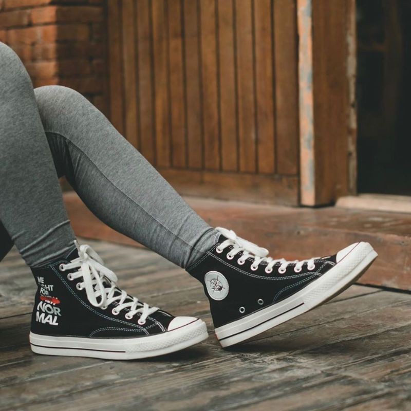 SEPATU CORONA JANCOK