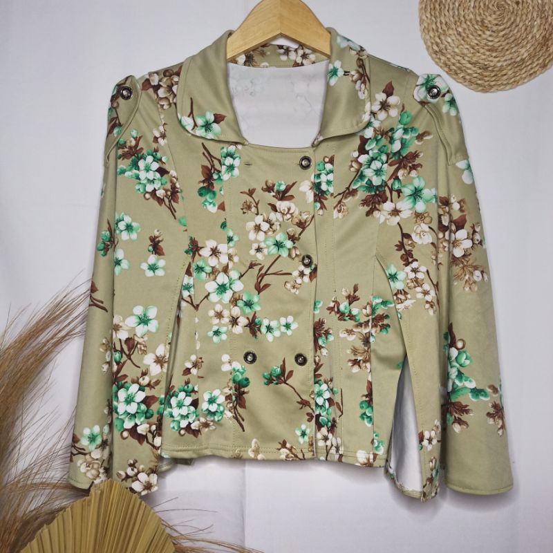 Blazer kelelawar motif bunga hijau preloved