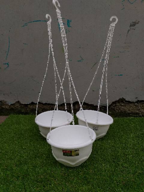 Pot bunga gantung clover no 07 lionstar warna putih keramik 22cm