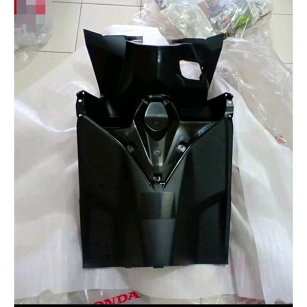 cover inner assy kap legshield kontak vario 150 new K59J 2018 original