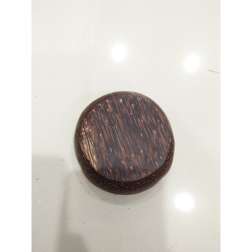 

Tempat sambal kayu kelapa