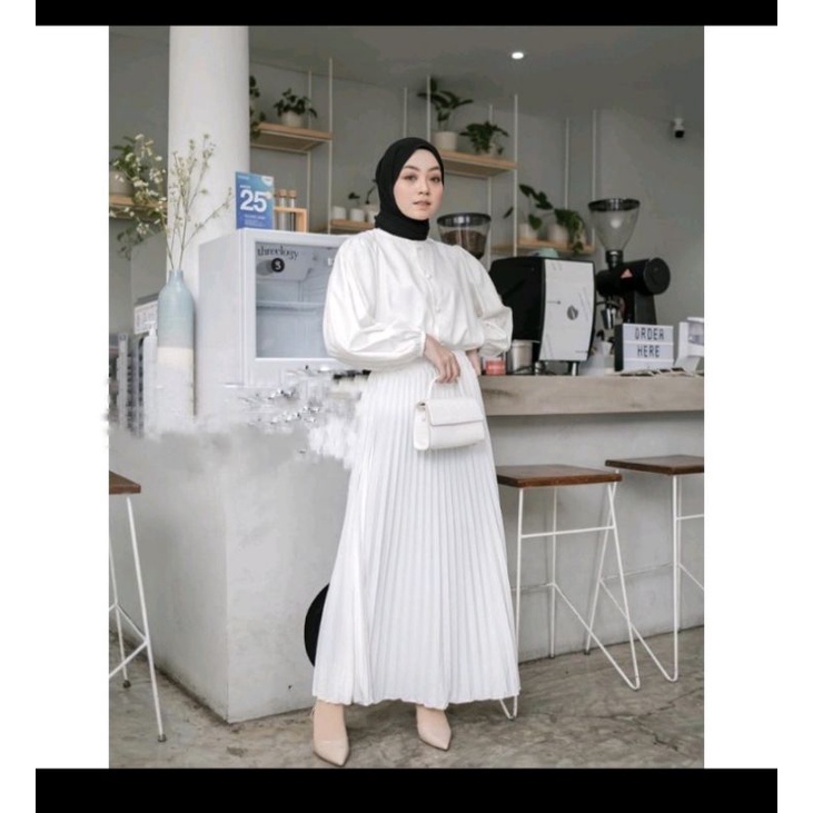 PRELOVED Rok Plisket PREMIUM