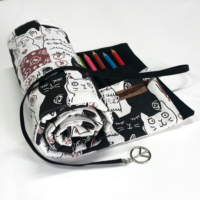 

Gaya Tempat Pensil Gulung / Roll Pencil Case / Tempat Pensil Lucu Unik Murah