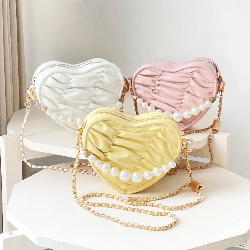 TAS LOVE||TAS CANTIK||TAS SELEMPANG WANITA||TAS PESTA||TAS KONDANGAN||TAS IMUT||TAS MURAH||TAS UNIK