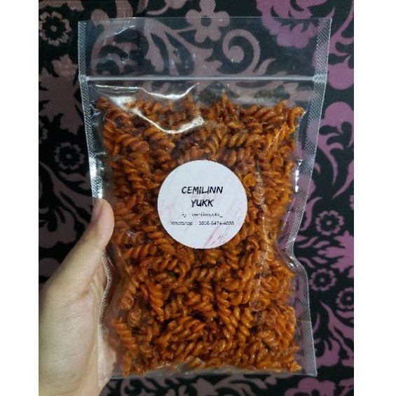 

MAKARONI KRIWIL EXTRA PEDAS 150 GRAM