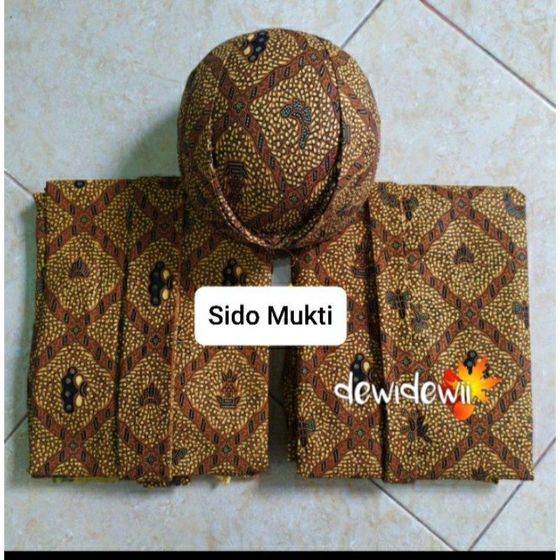 Set Blangkon + Jarik Instan Bapak Ibu, Motif Sido Mukti