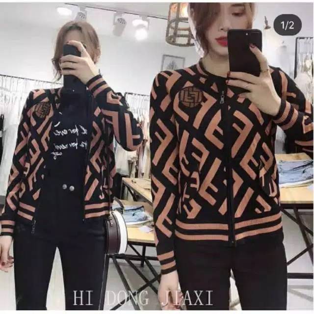 Jaket fendi kekinian.