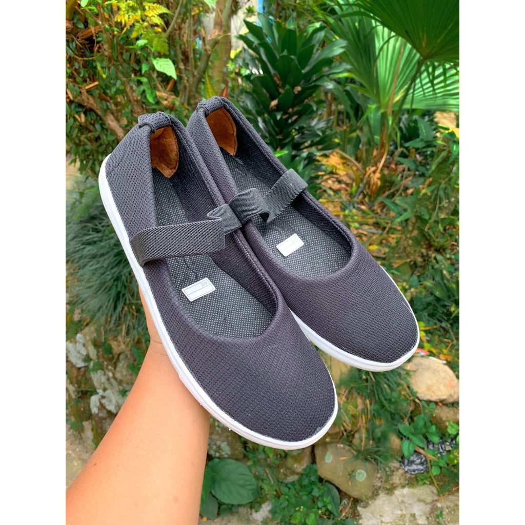 Sepatu Wanita Terbaru Slip On Polos Karet (COD)