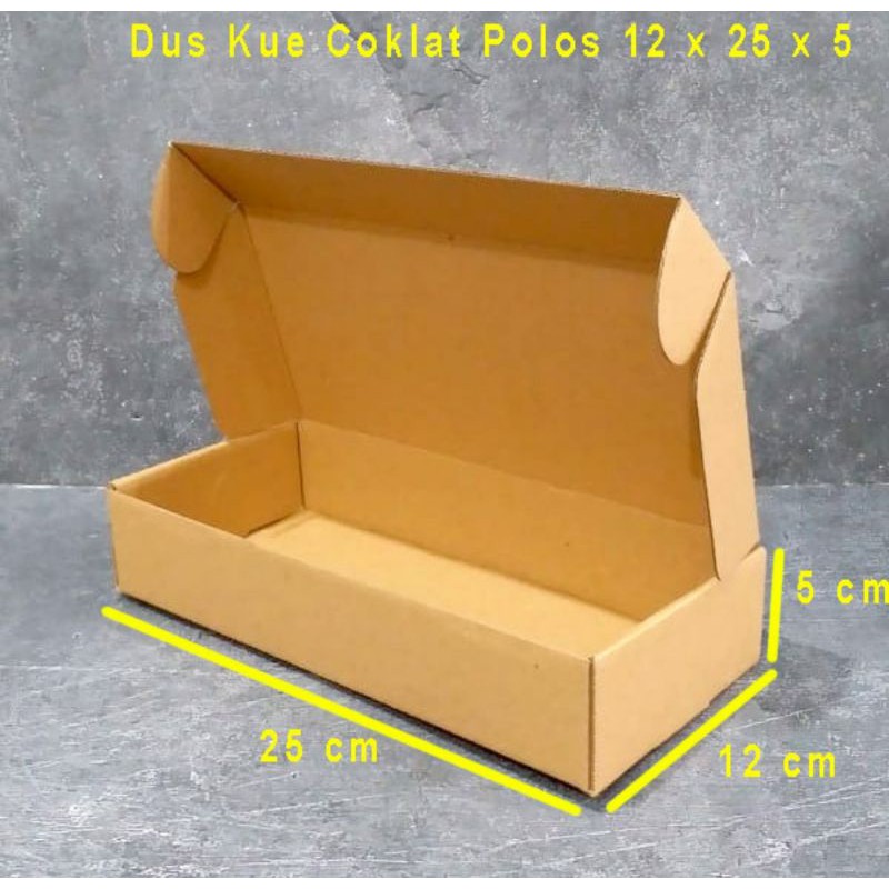 

Dus coklat tebal 12x25x5/dus kue kekinian