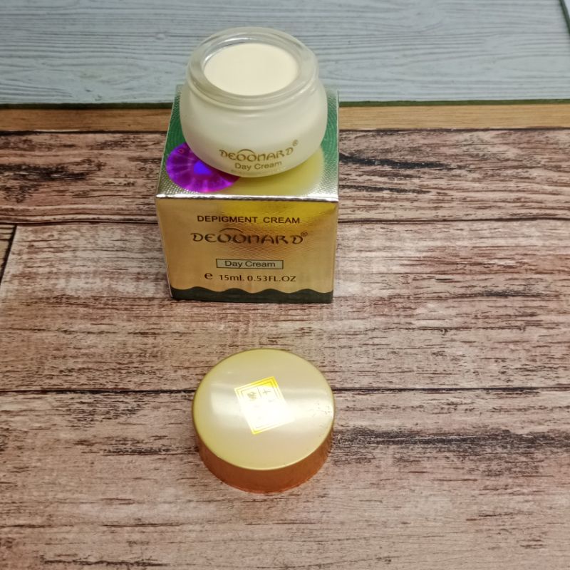 Deeonard Gold Day Cream