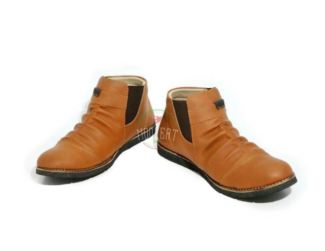 SEPATU SEMI BOOT KULIT MOOFEAT WRINGKLE HIGH