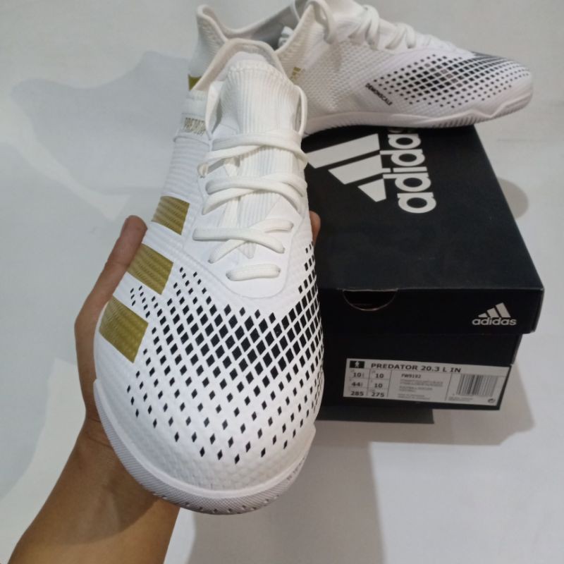 Sepatu Futsal Adidas Predator 20.3 L in