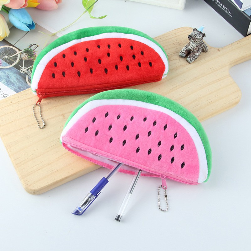 

Tempat Pensil Bulu Zipper Potongan Semangka MCO34046