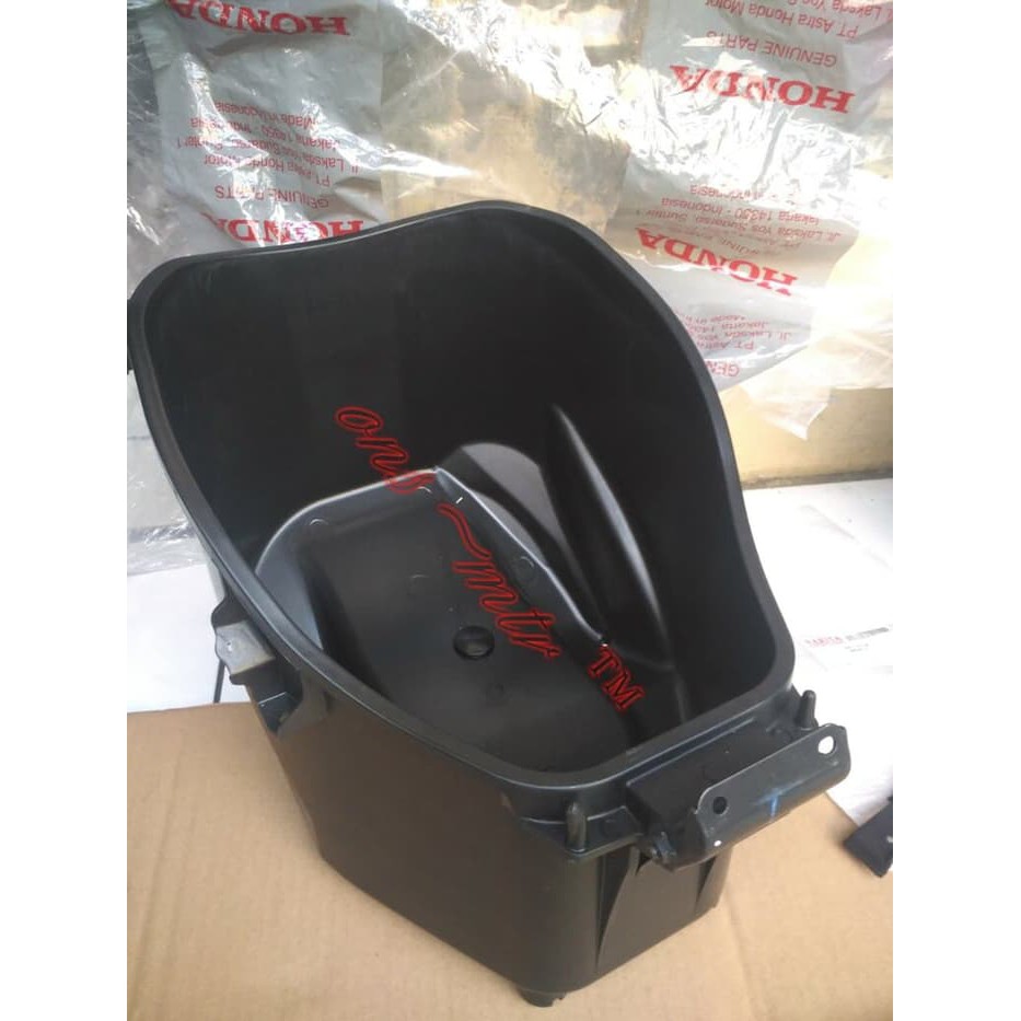 Bagasi Box Luggage Honda Scoopy FI K16 ORI 8125AK16A00