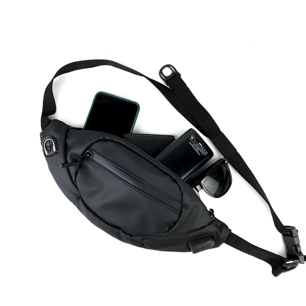 Tas Selempang Waistbag USB Waterproof Pria Wanita