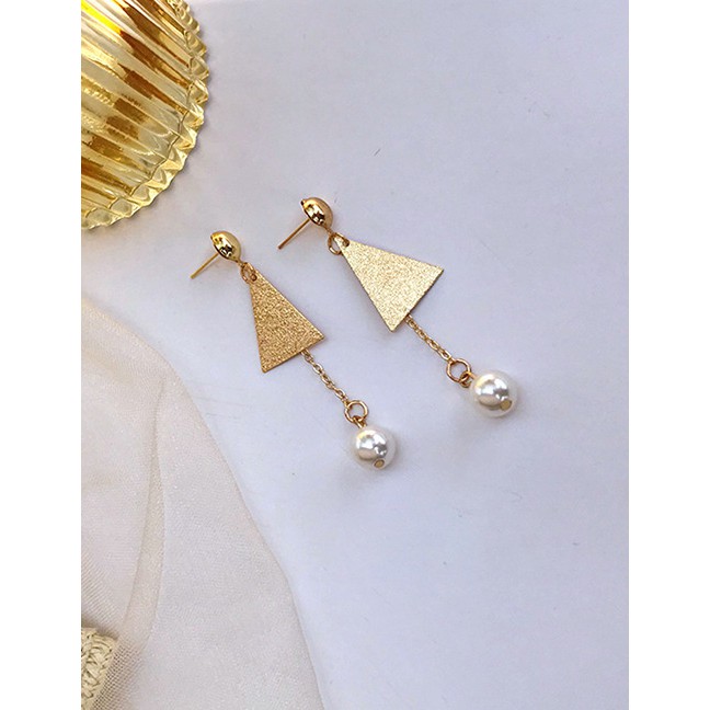 LRC Anting Tusuk Fashion Gold Pearl Geometric Hollow Square Stud Earrings F80201