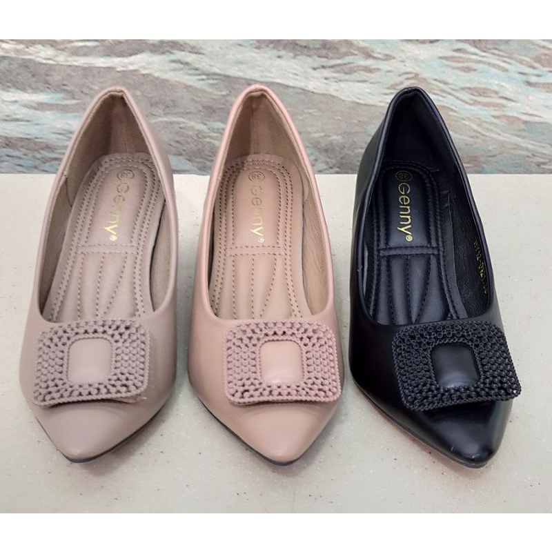 sepatu wanita Genny
