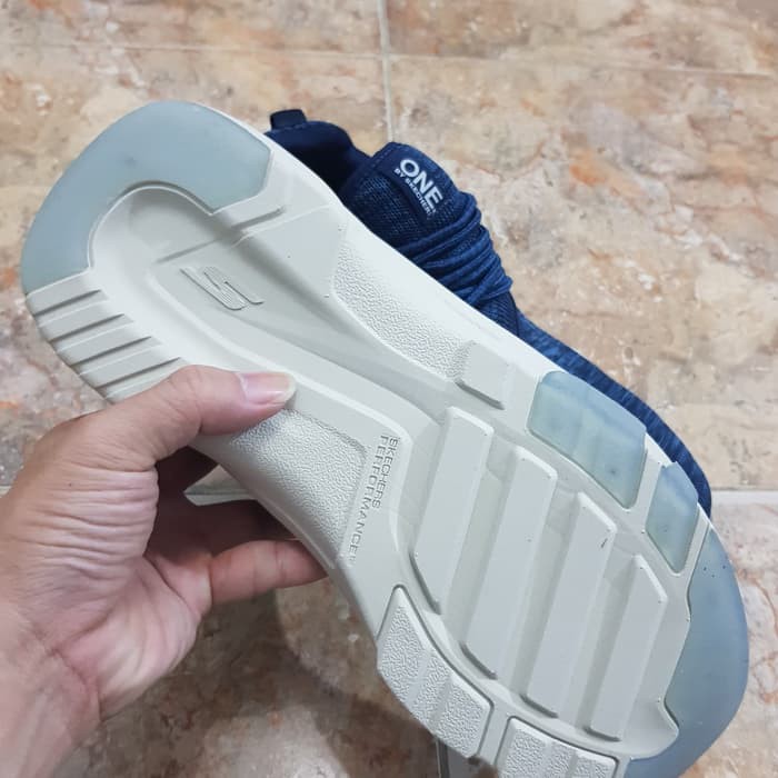 Sepatu Casual Skechers element ultra one 2 navy/white