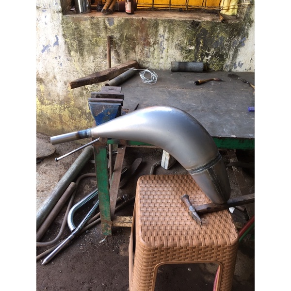 header perut knalpot trail ninja