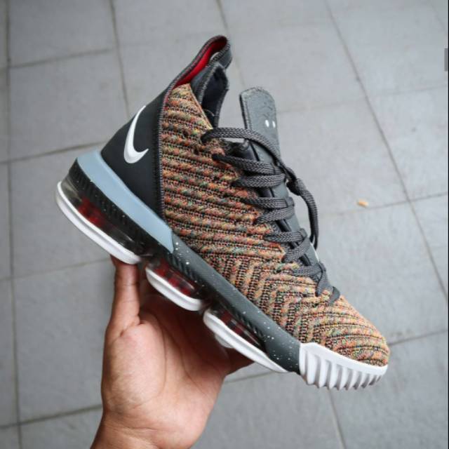 Nike lebron 16 rainbow grey