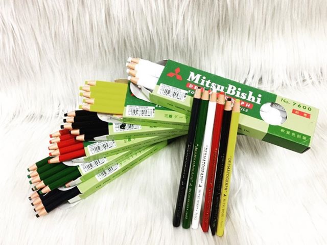 

Pensil Kaca DERMATOGRAPH Mitsu-Bishi 7600