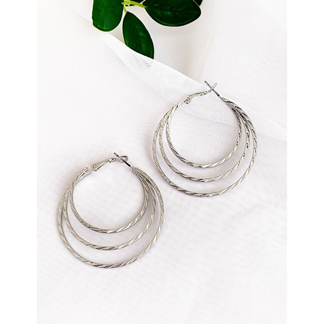 LRC Anting Tusuk Fashion Golden Alloy Three Layer Circle Stud Earrings D84446