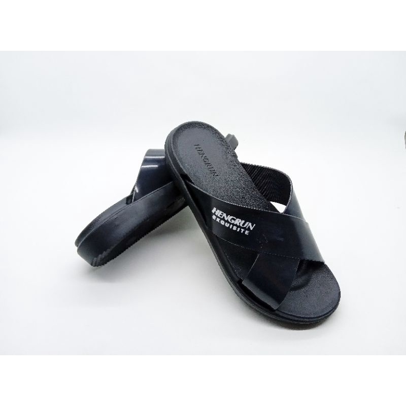 SANDAL SELOP HENGRUN WANITA TERMURAH / SANDAL SELOP KARET WANITA TERBARU / SANDAL SLIP ON WANITA / SANDAL SELOP JELLY HENGRUN / SANDAL HENGRUN MODEL SILANG / SANDAL TRENDY / SANDAL CASUAL WANITA / SANDAL KOKOP / SANDAL RUMAH/ SANDAL CANTIK / SANDAL DEWASA