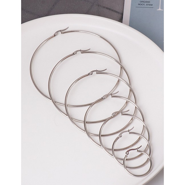 LRC Anting Tusuk Fashion 2.5cm Gold Circle Earrings D57320
