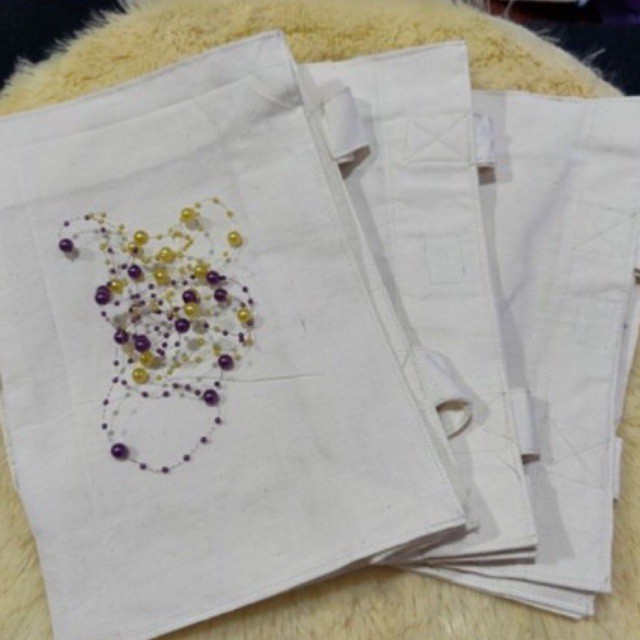 

Goodie Bag Blancu Premium / Totebag / Tas Souvenir