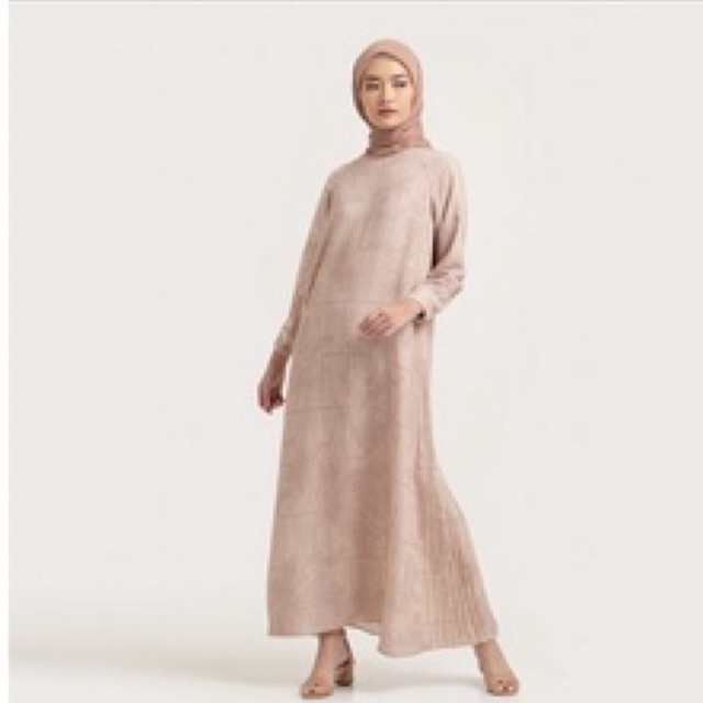 audry dress blush M kamiidea