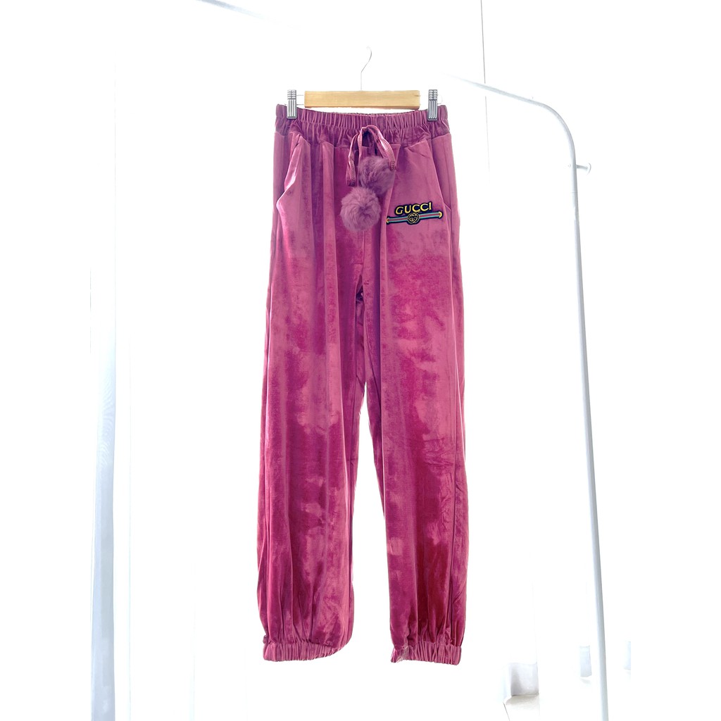 Celana Bludru Import / Celana Jogger Wanita / Women Velvet Joggers