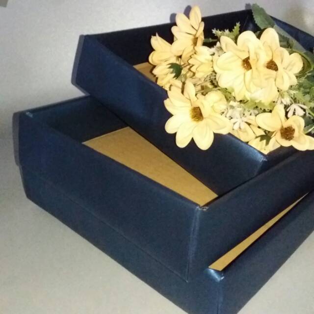 

(PREORDER) CUSTOM BOX HANTARAN/SESERAHAN 1 SET 3