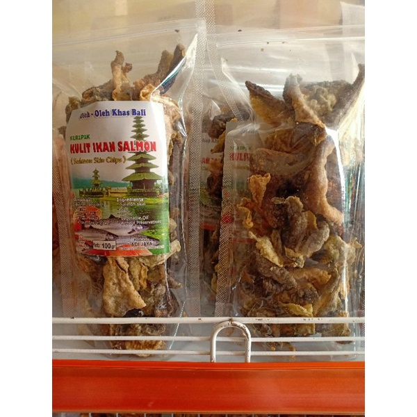 

KERIPIK KULIT IKAN SALMON ASLI KHAS BALI ADI JAYA 100gr + BUBBLE WRAP PACKING