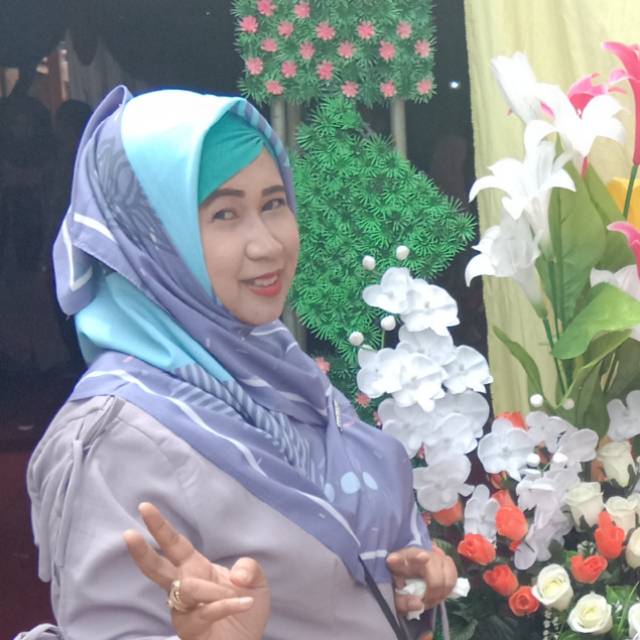 chaliesdiahpratiwi