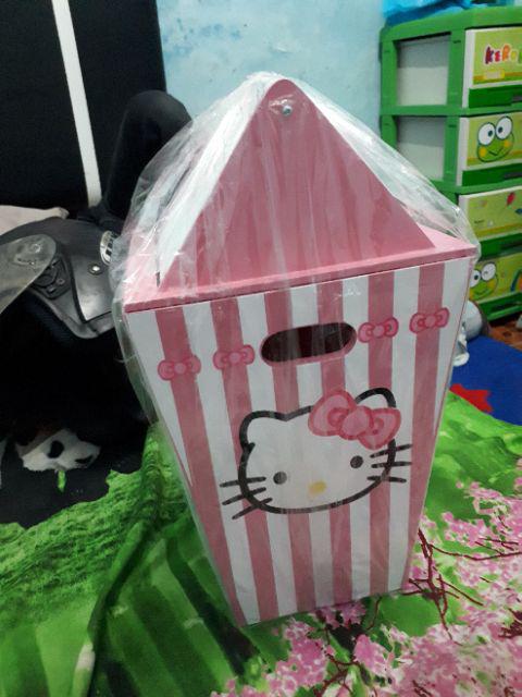 Tempat Sampah Hello Kitty