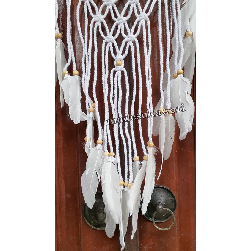 Dream catcher sulam jaring diameter 27cm panjang 90cm dekorasi hiasan rumah bulu ayam