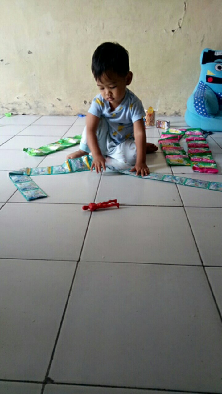 Rinso Deterjen Detergent Bubuk Rencengan Isi 6 Sachet