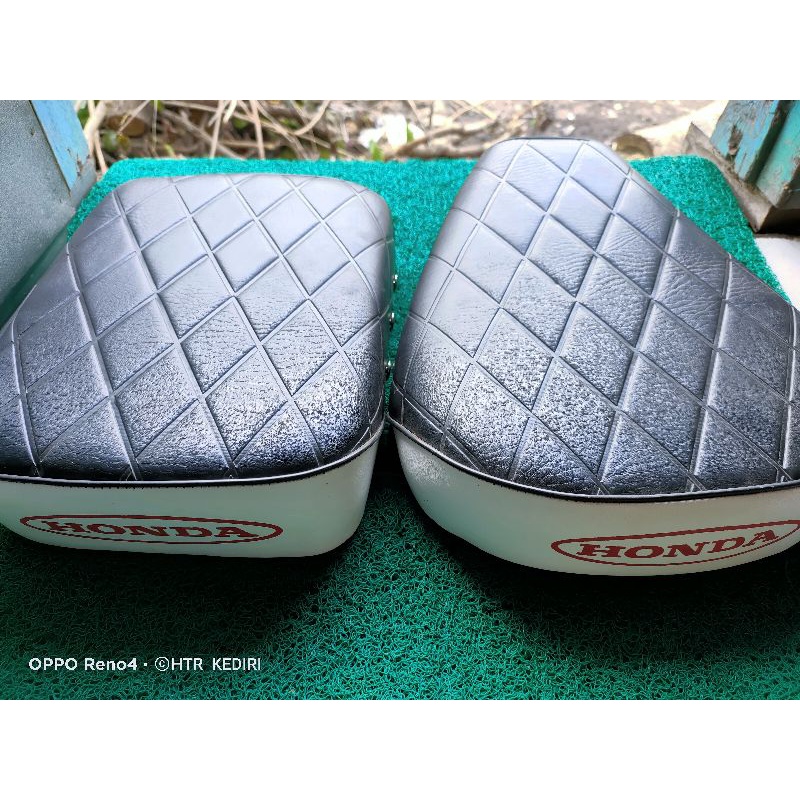 JOK PISAH SADEL MOTOR HONDA C50 C70 PISPOT