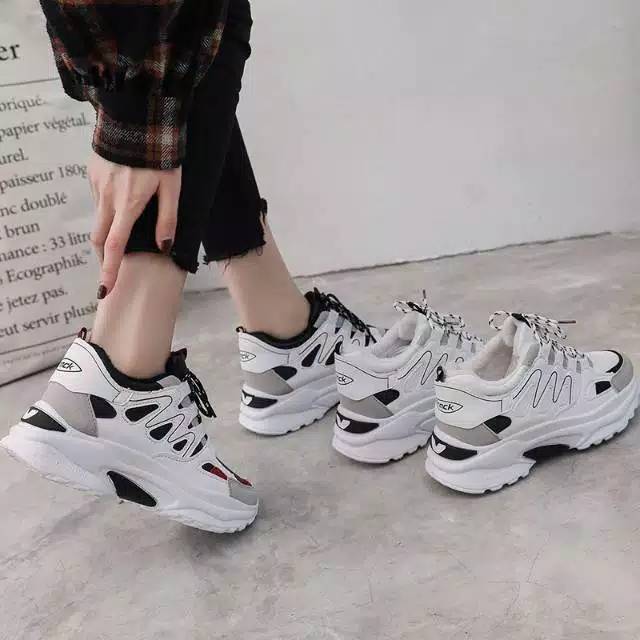 RK Collection - Sepatu Sneakers Wanita AG03-8