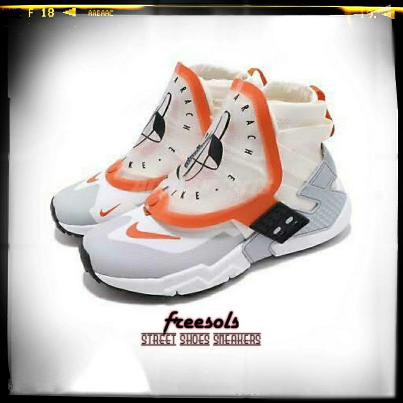 Sepatu Boots Air Huarache Gripp QS "Sail/Team Orange"
