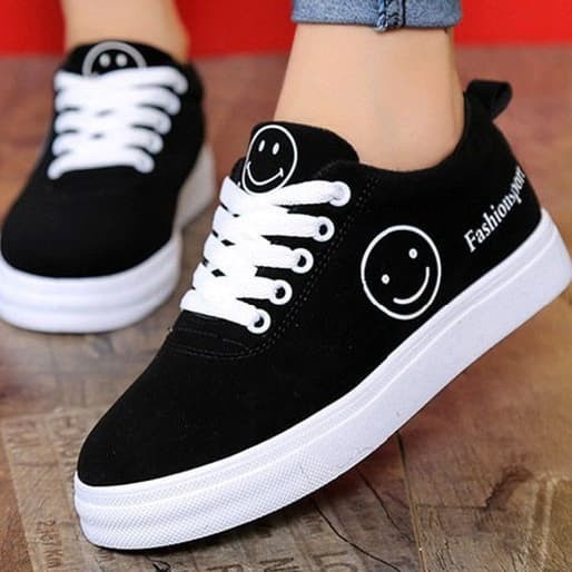 PROMO AKHIR TAHUN SEPATU SNEALERS TALI WANITA/SNEAKERS EMOJI SMILE/SNEAKERS WANITA YS12