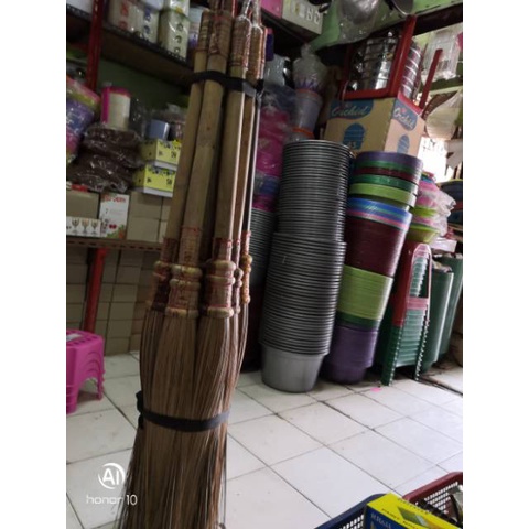 SAPU LIDI GAGANG BAMBU JUMBO/ SAPU LIDI TAMAN /SAPU LIDI GAGANG BAMBU