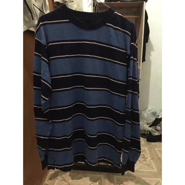 uniqlo strip iqbaal / dilan