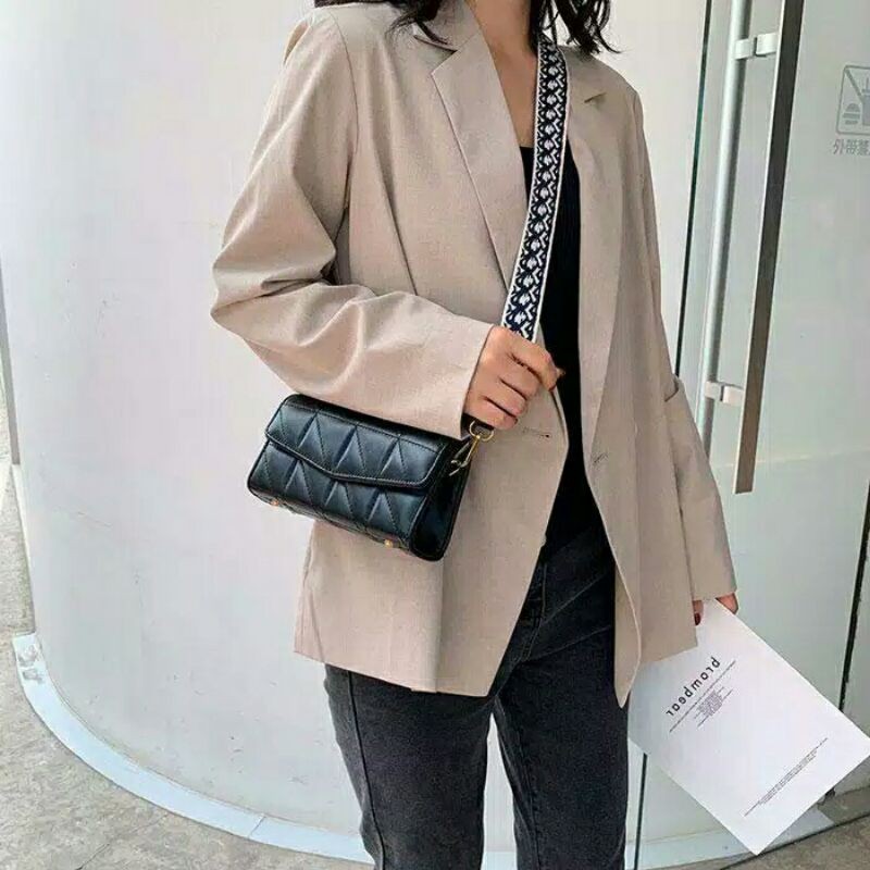 E157/C7253 TAS SELEMPANG IMPOR MODEL SIMPEL (1KG MUAT 4 TAS)