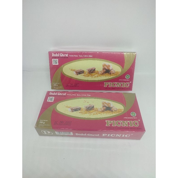 

RK12 Dodol Garut PICNIC CLASSIC 250gr / Dodol Picnic Original Bungkus Box Dan Kiloan Los