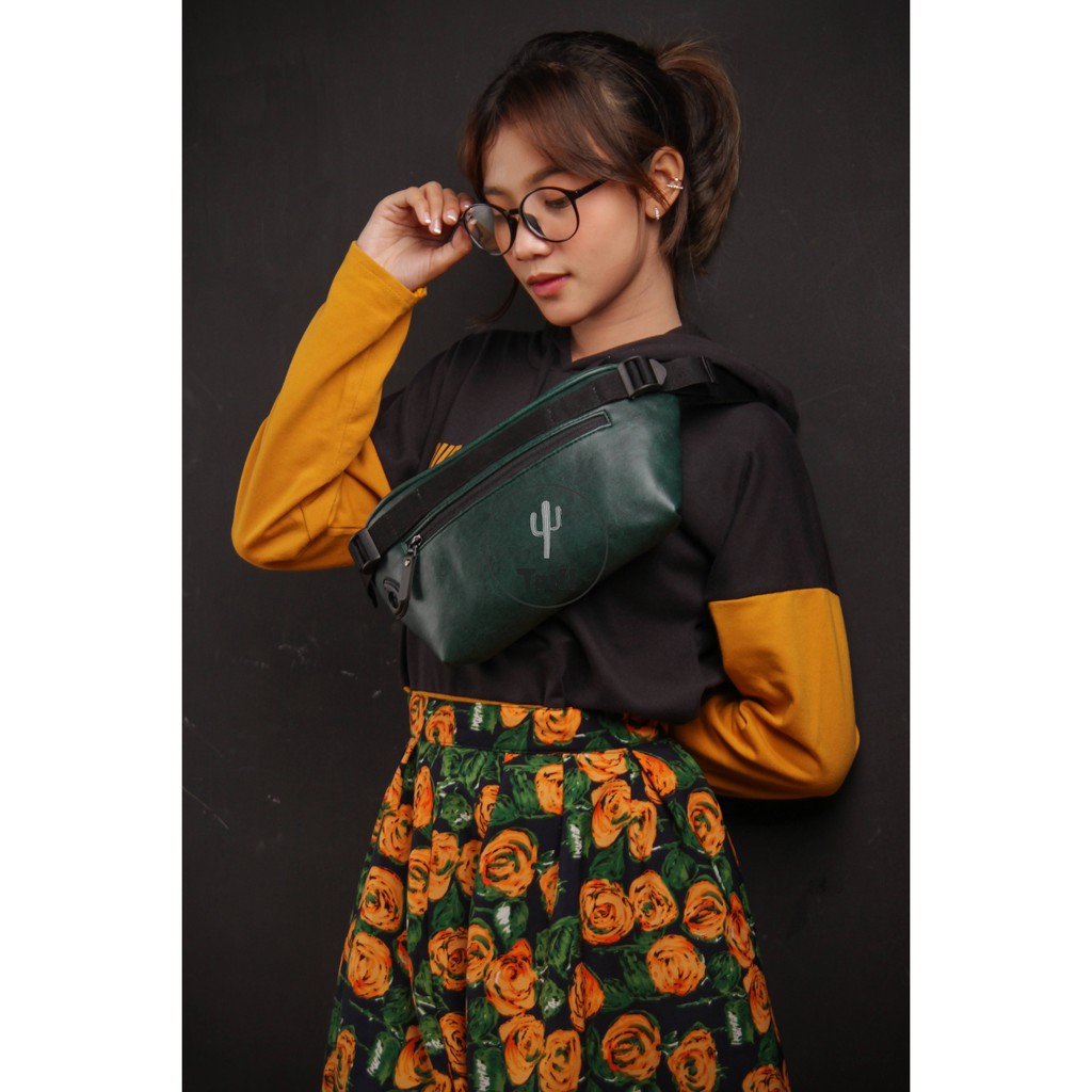 Tas Pinggang Gareng  Waistbag Tas Slempang Waistbag Tas Punggung Tas Selempang Wanita Tas Pria