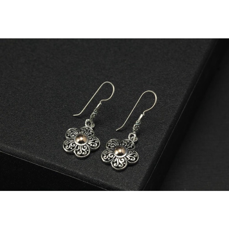 ANTING MOTIF BUNGA PERAK DAN EMAS GIWANG SUBENG BALI WANITA