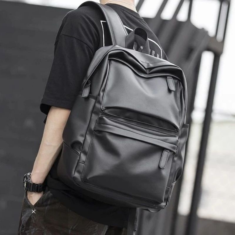 ZRA MAN LEATHER BACKPACK